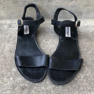 Steve Madden sandal size 8.5